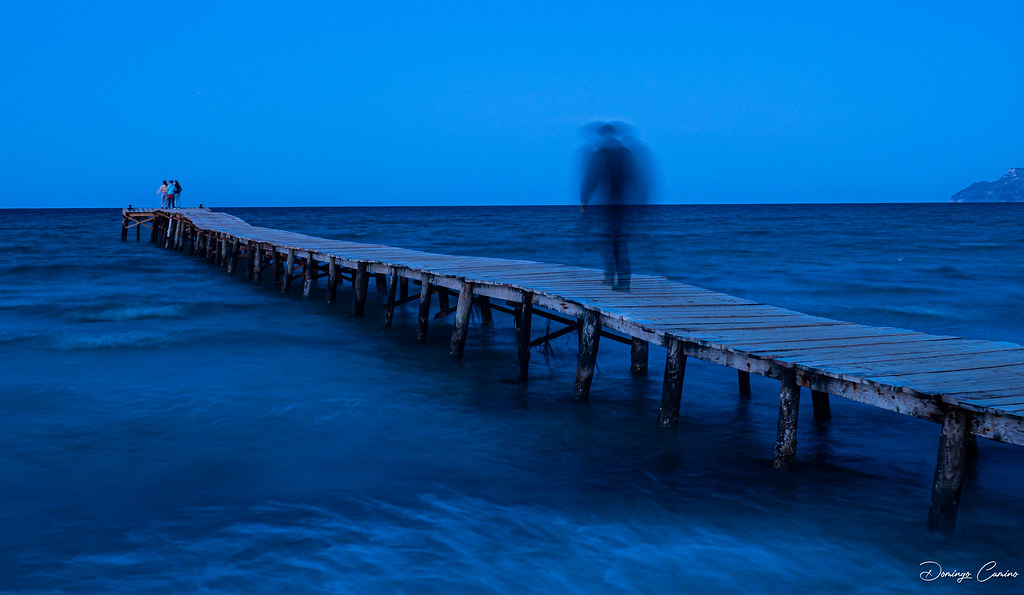 Blau/azul/blue. Mallorca. Spain.